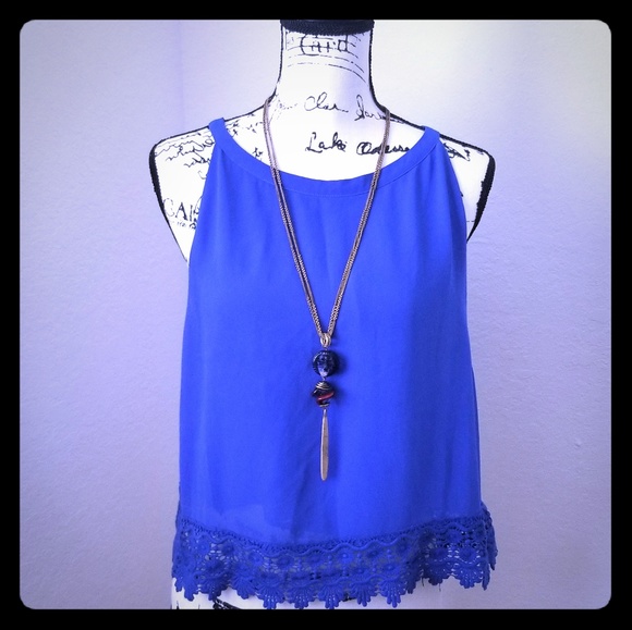 Blue Sleeveless Blouse - Picture 1 of 3